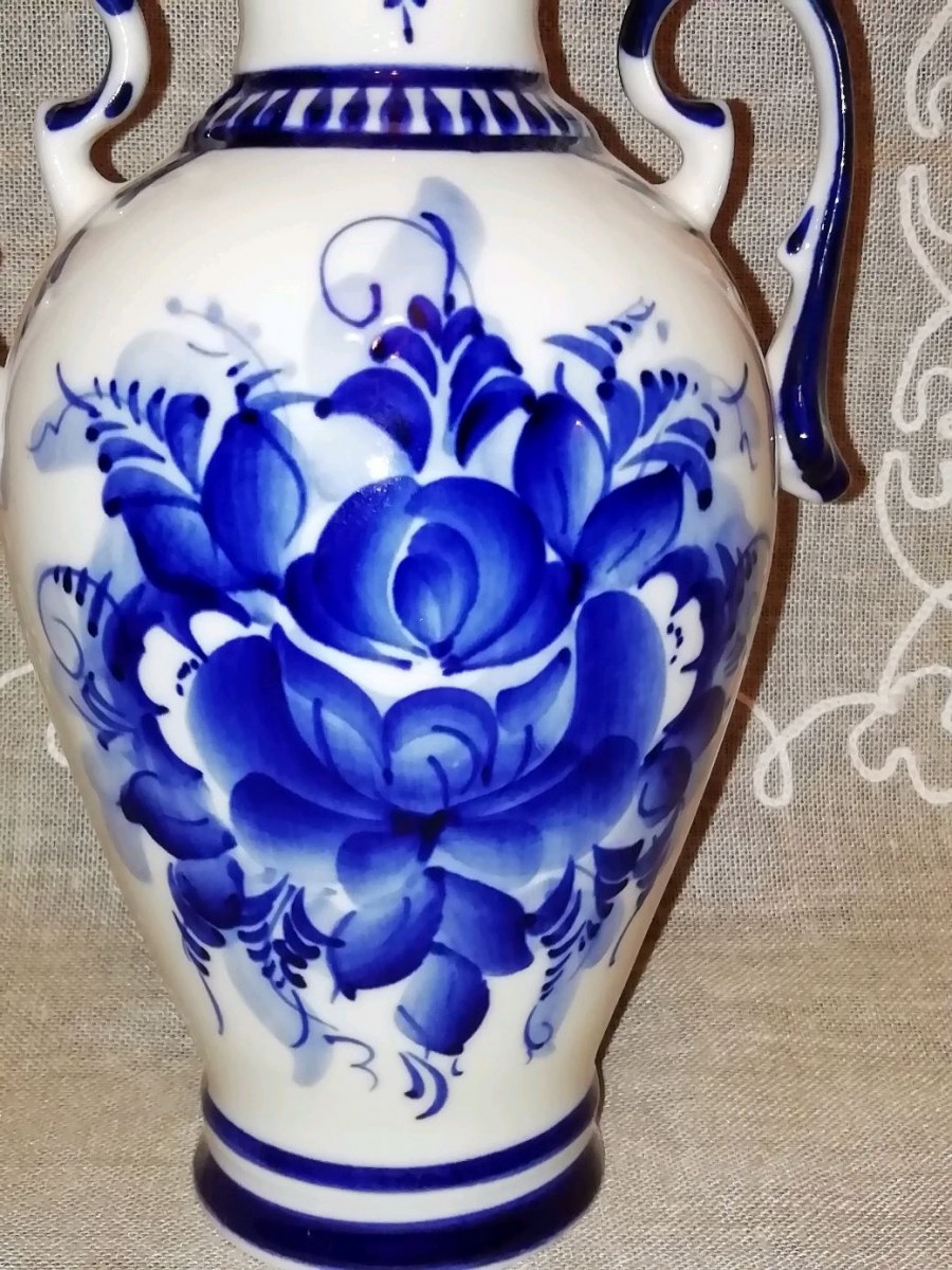 Ваза с гжелью красками