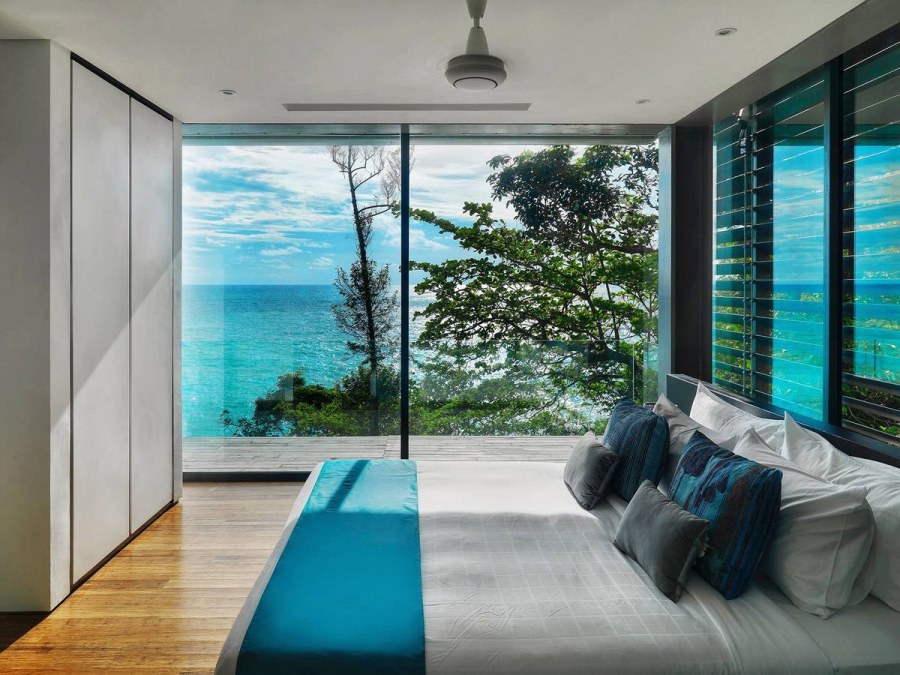 Комната с видом на океан