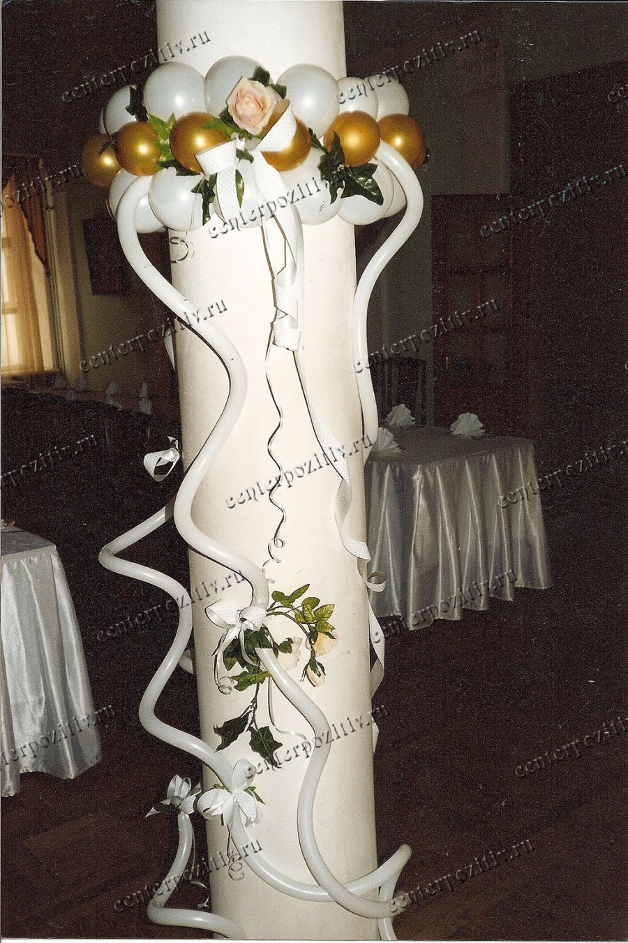 Оформление колонн шарами