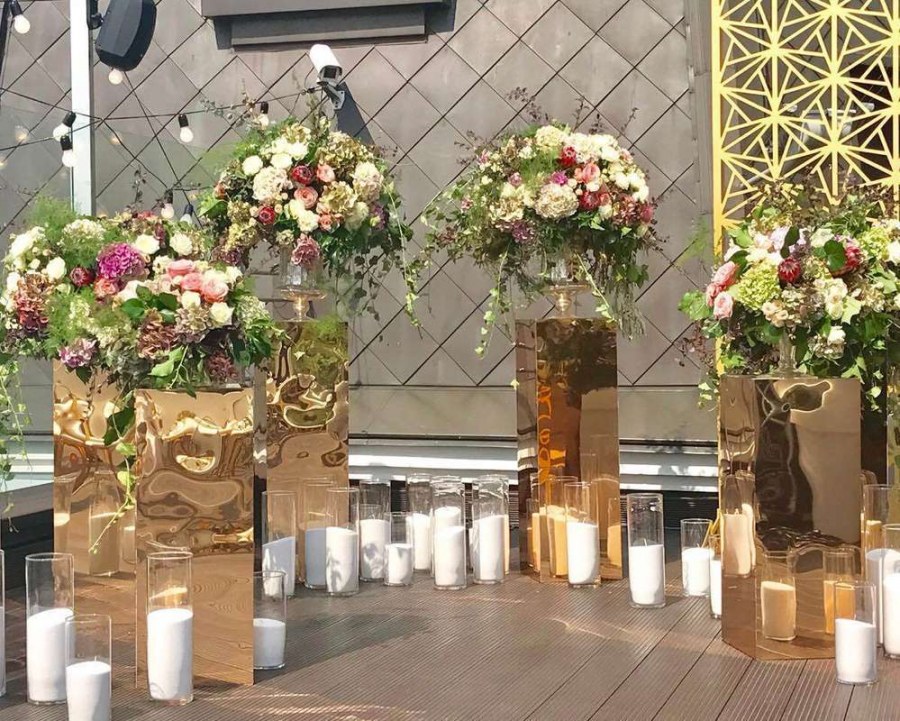 Зеркальные колонны на свадьбу