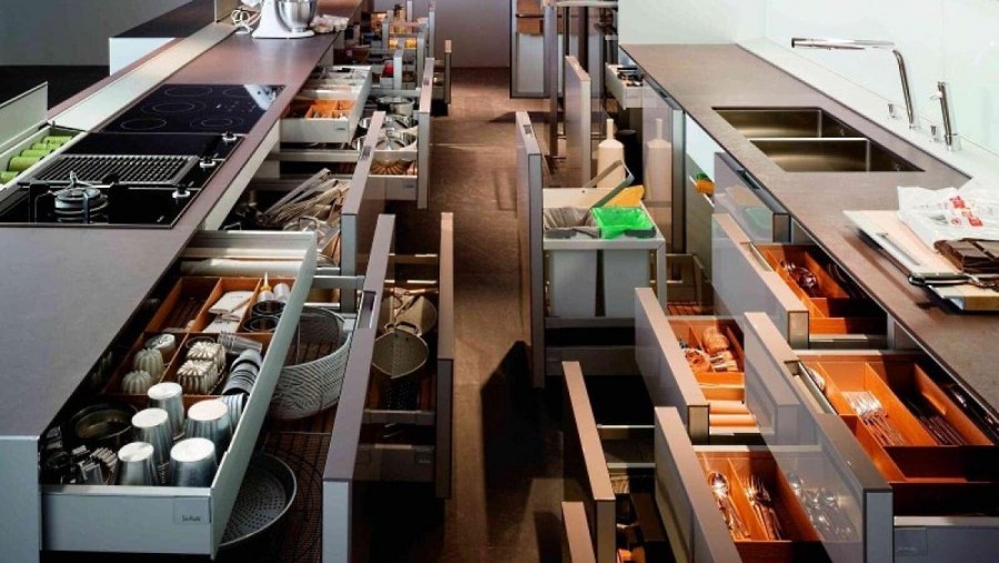 Современное наполнение кухни