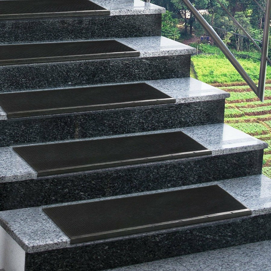 Пластиковая входная группа