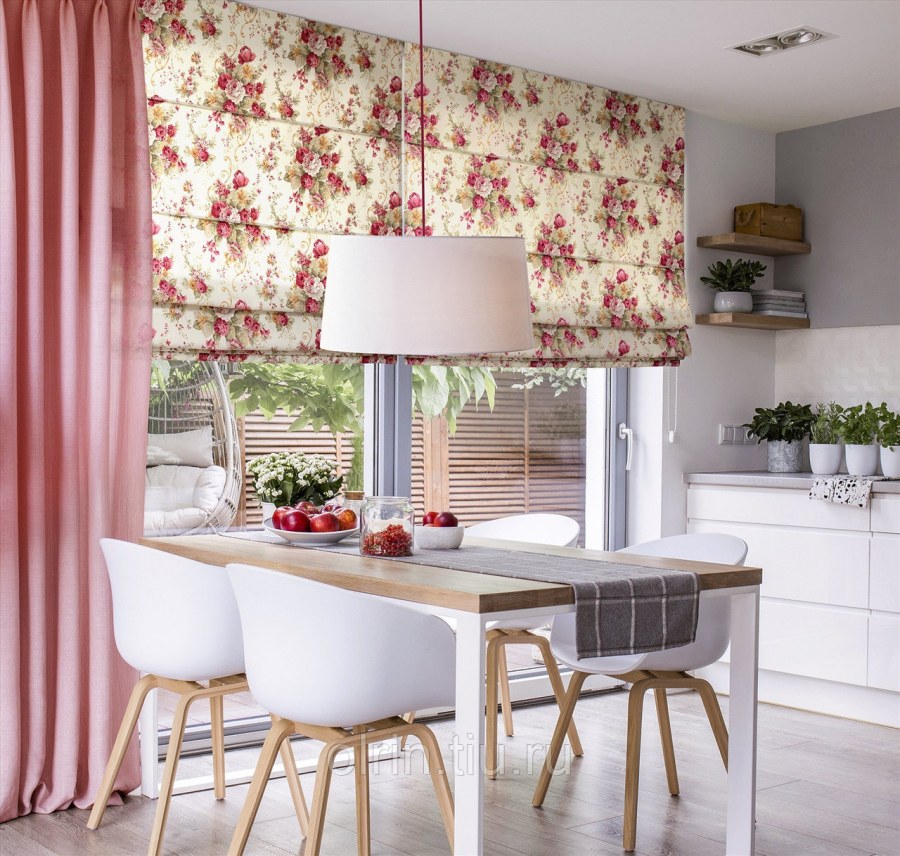 Греческие шторы на кухню