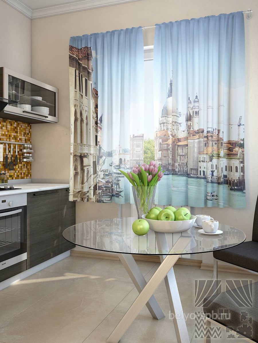 Шторы на кухню современные