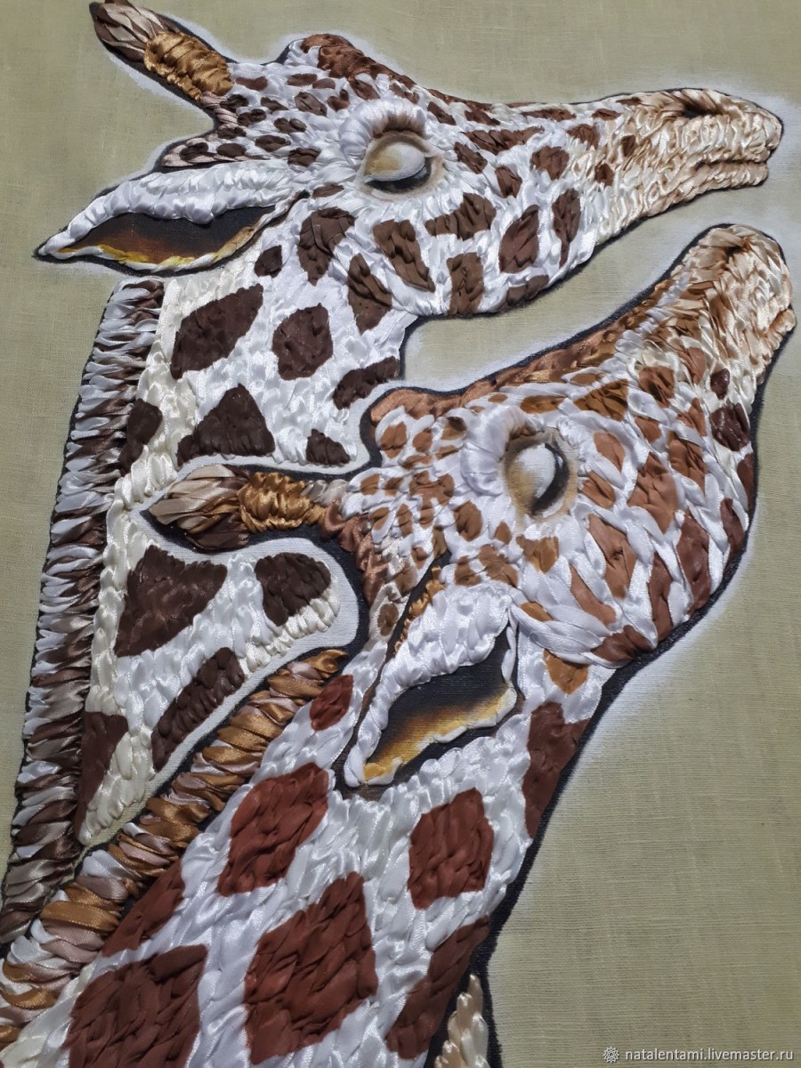 Жираф из мозаики