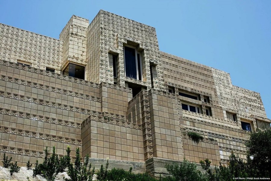 Тканевые фасады зданий