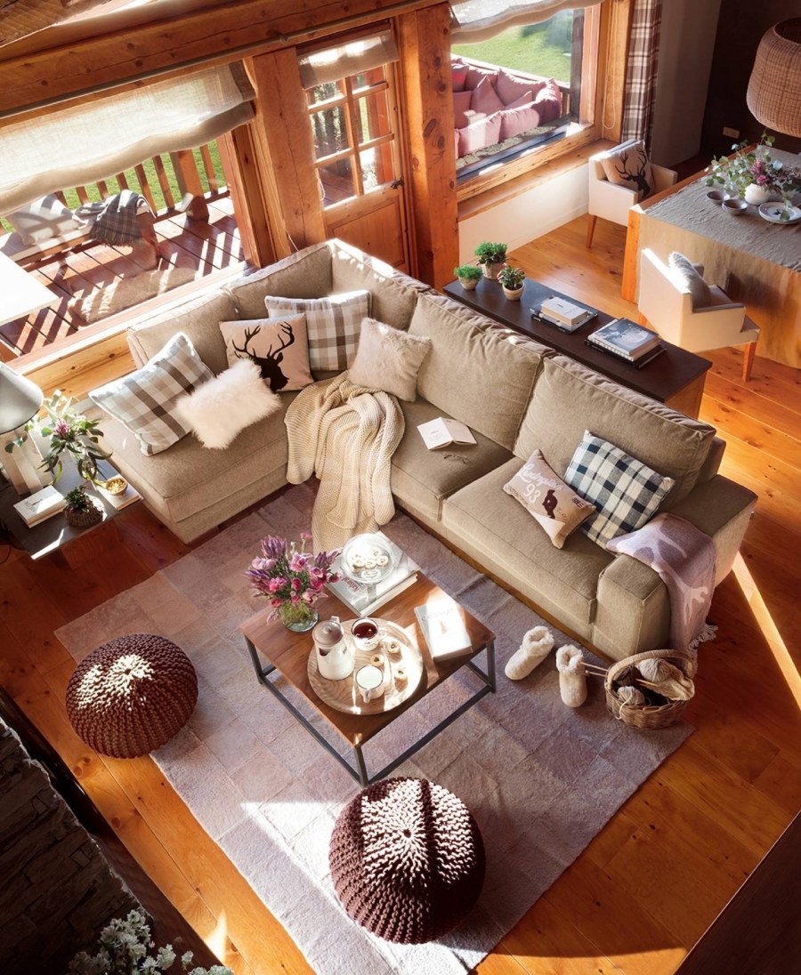 Уютная гостиная на даче