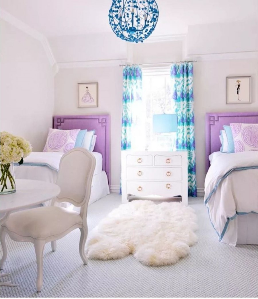 Комната для девочки в голубых тонах
