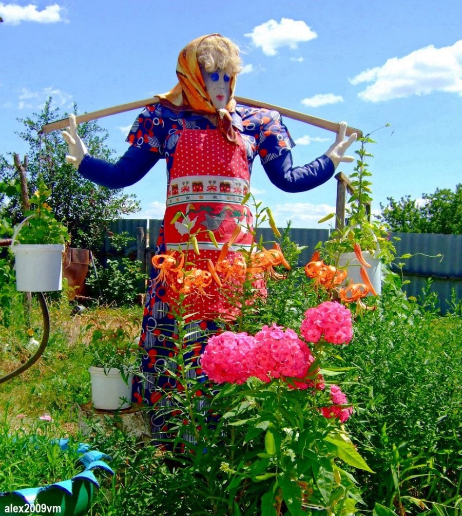 Украшение дачного домика