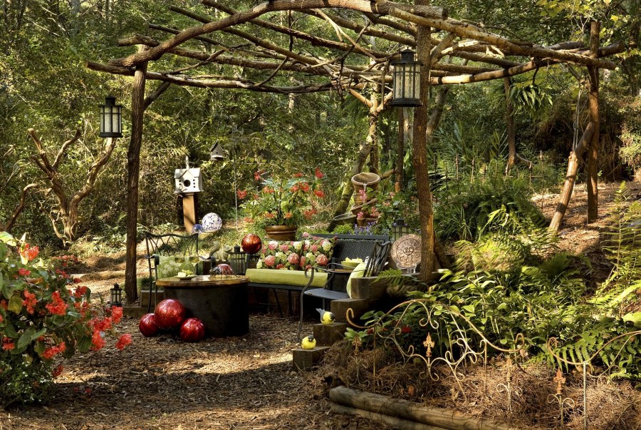 Многоуровневые клумбы для цветов