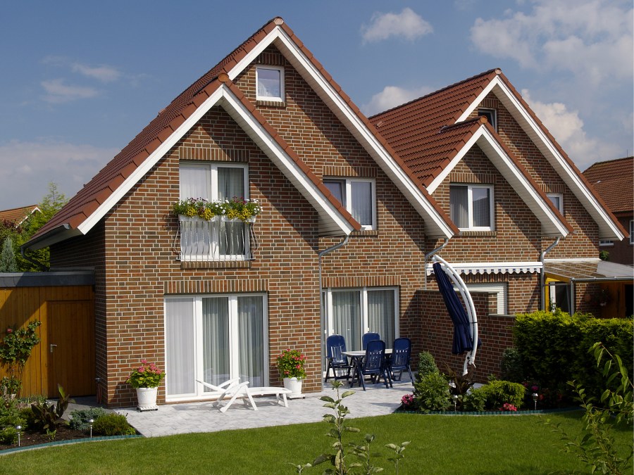 Красивые фасады домов