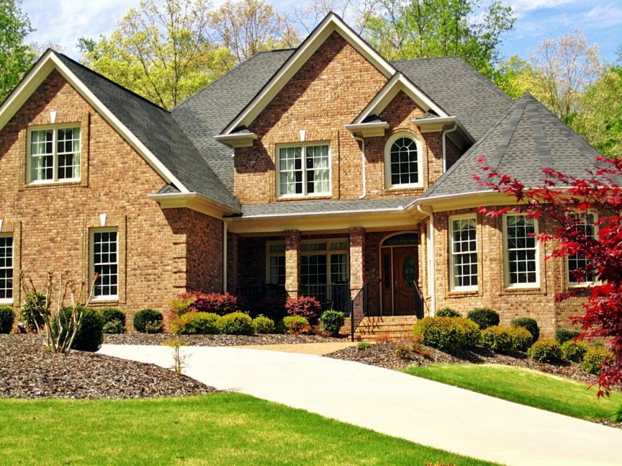 Красивый дом