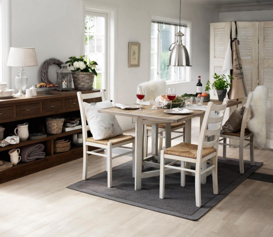 Шторы для гостиной в стиле Шале