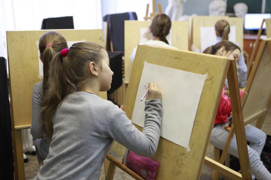 Школа логика в испанских кварталах