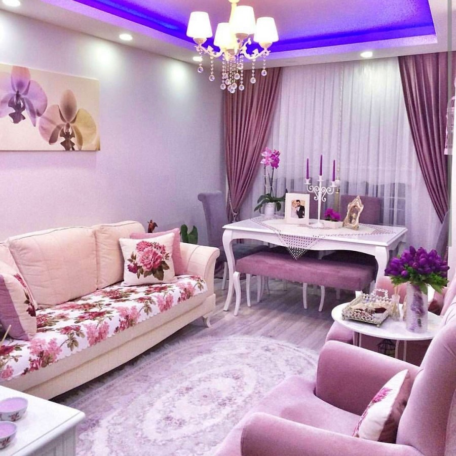 Гостиная в сиреневом цвете