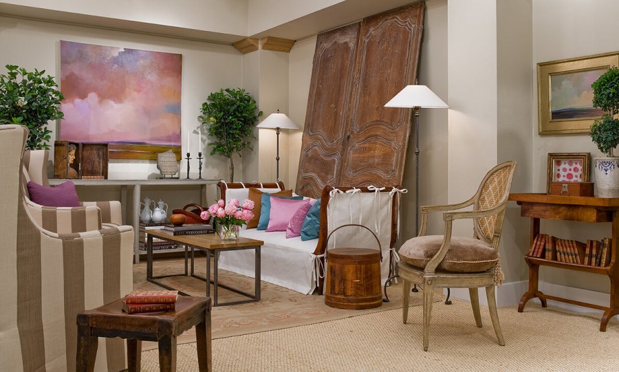 Мебель в бельгийском стиле