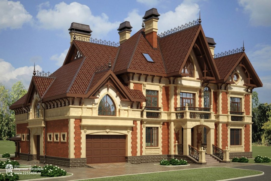 Кирпичный дом в готическом стиле