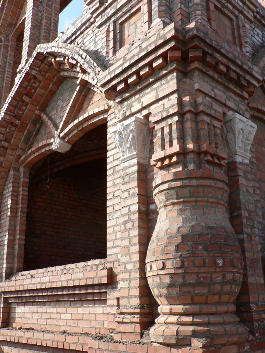 Кирпичный стиль в архитектуре