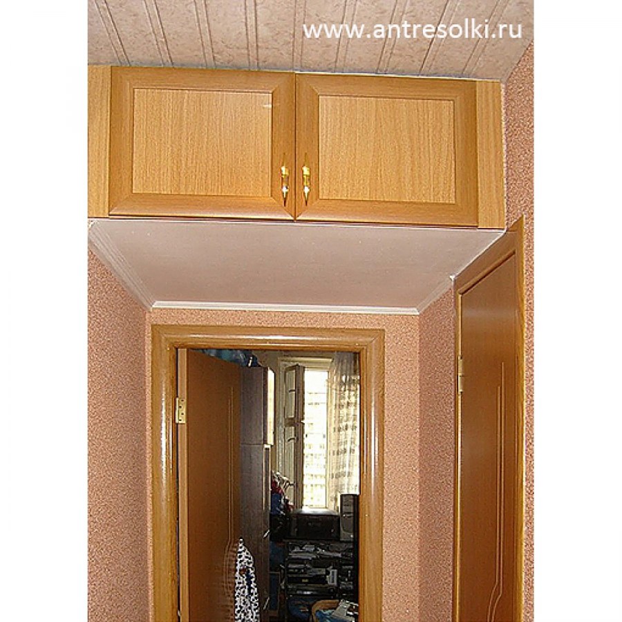 Встроенные антресоли