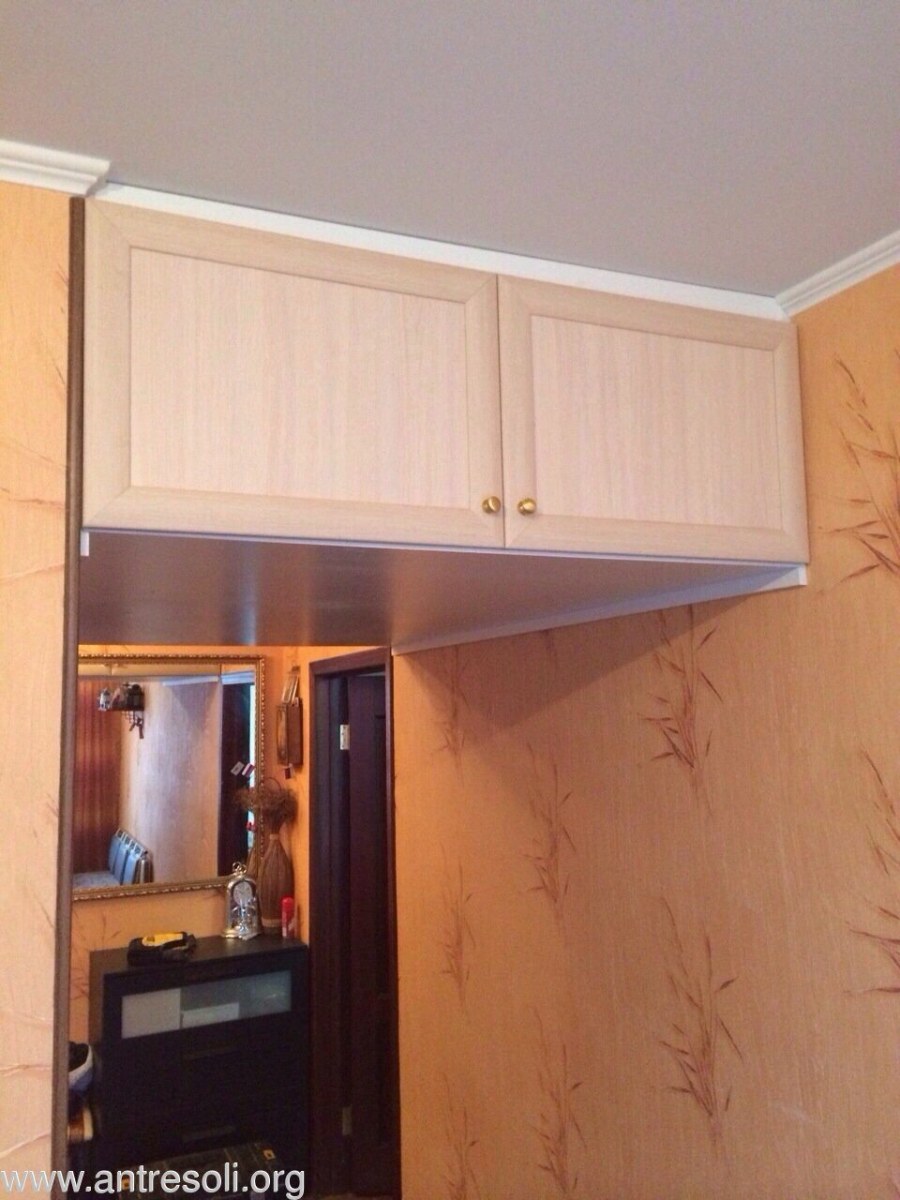 Раздвижные дверцы для антресолей