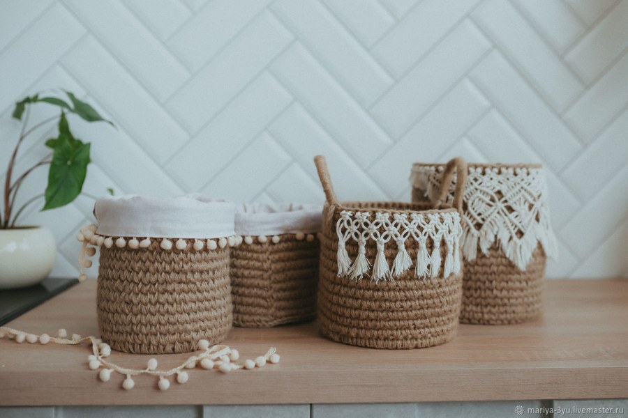 Вяжем корзину из полиэфирного шнура с крышкой крючком