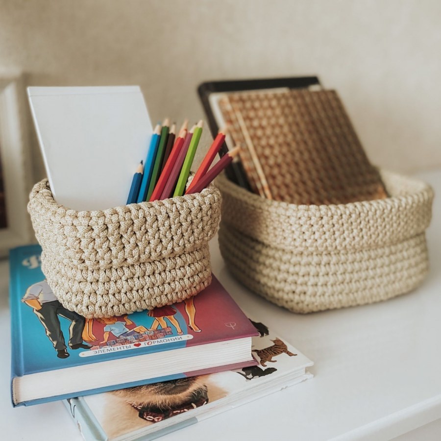 Подвесная корзина из трикотажной пряжи