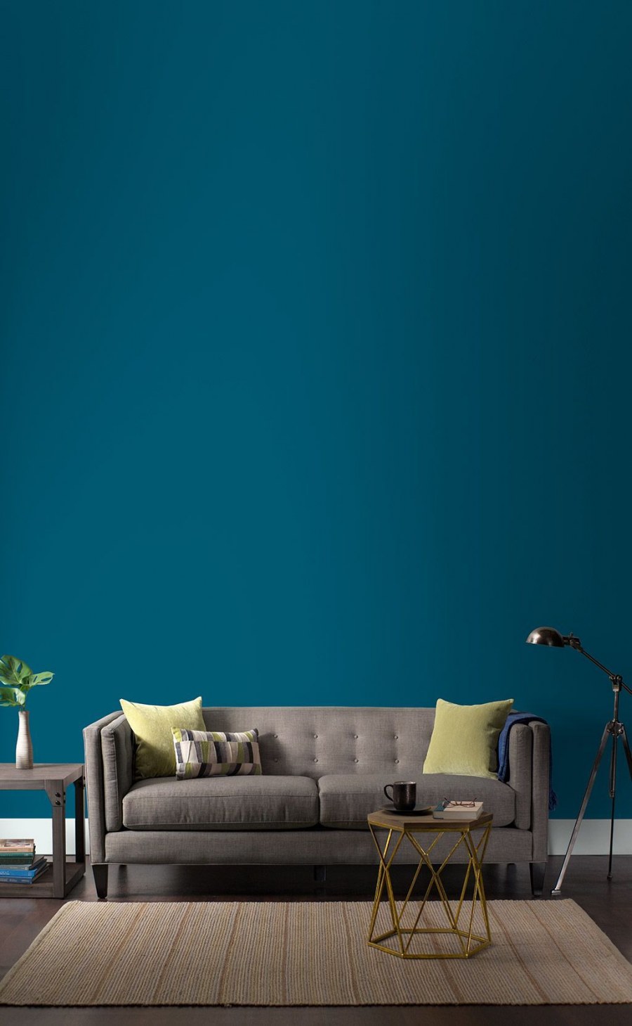 Однотонная краска для стен