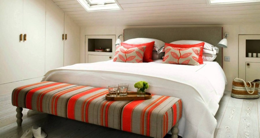 Маленькая мансардная спальня