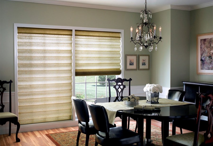 Римские шторы в гостиную