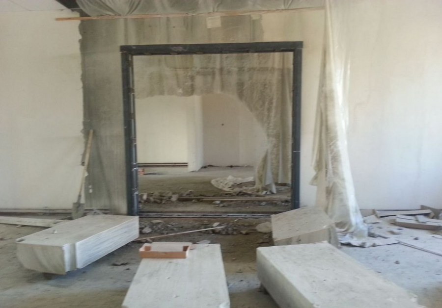 Резка плит перекрытия