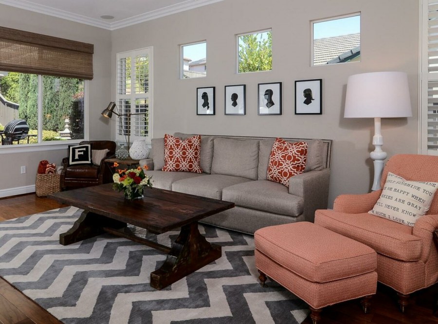 Сочетание серого и коричневого в интерьере