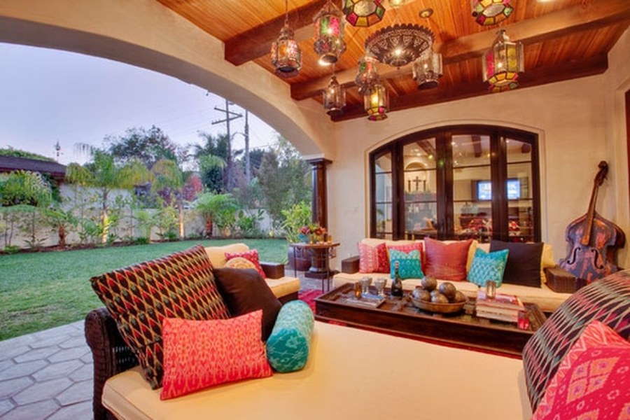 Балкон в арабском стиле