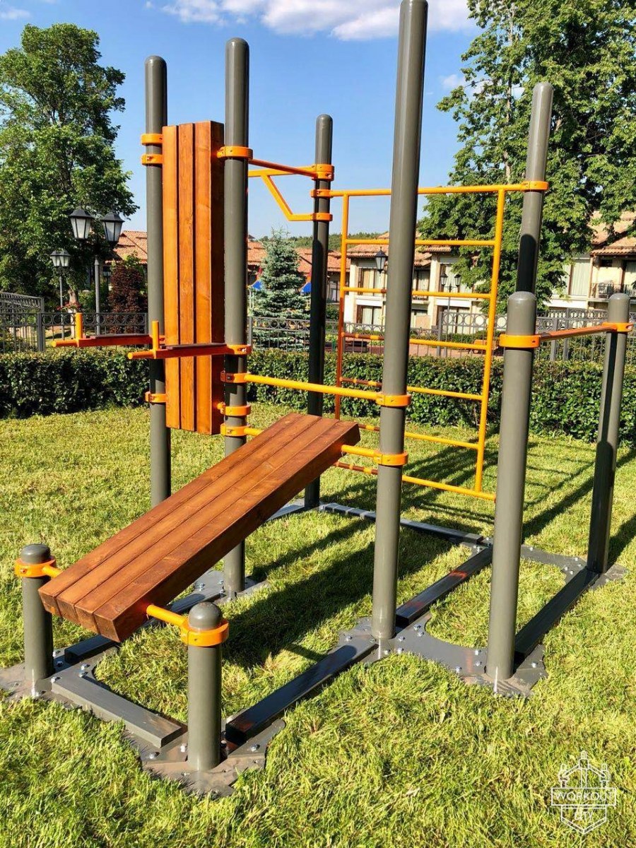 Воркаут площадка