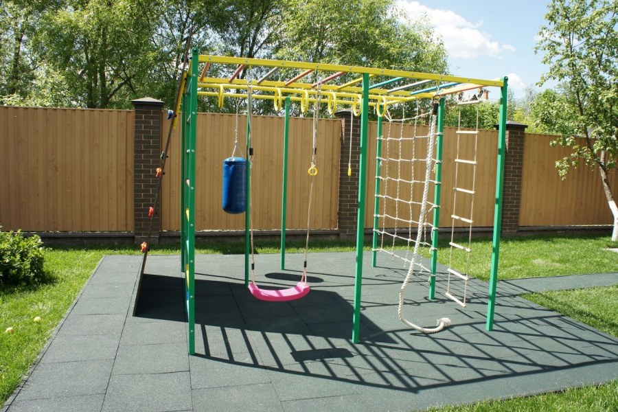 Спортивная площадка для дачи