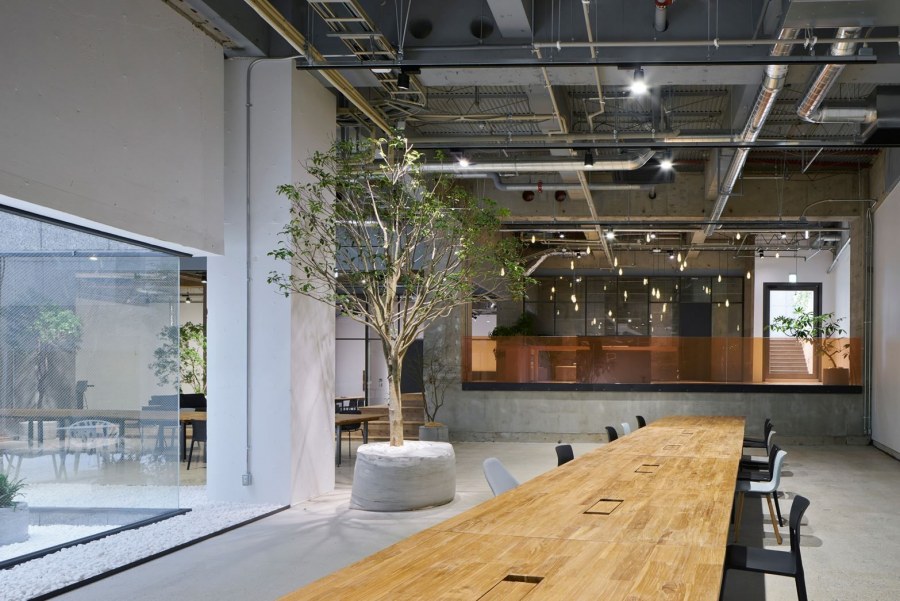 Потолок в офисе в стиле лофт