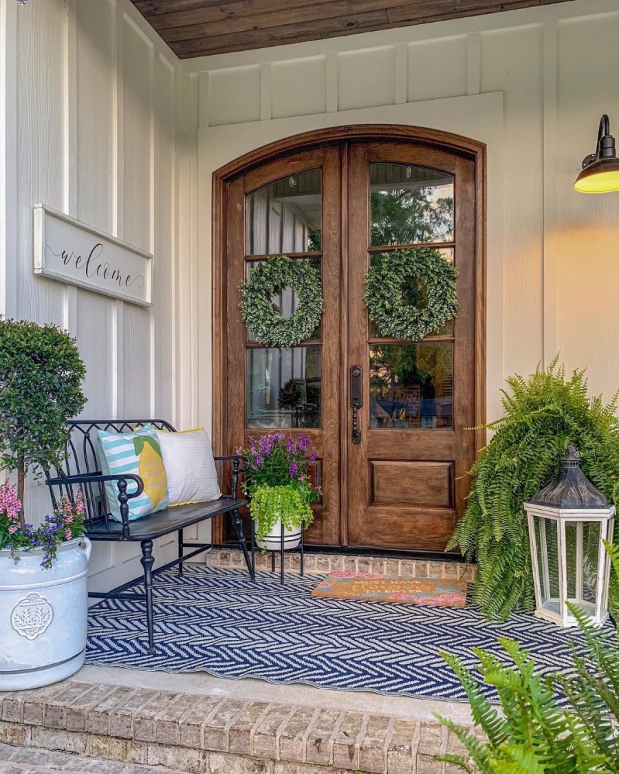 Красивые двери для веранды