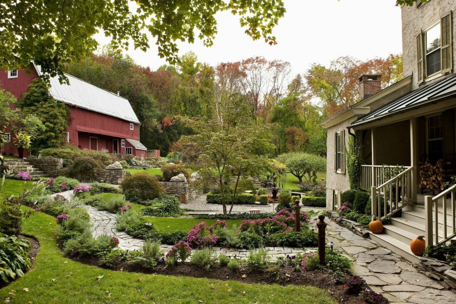 Хозяйственная зона на участке