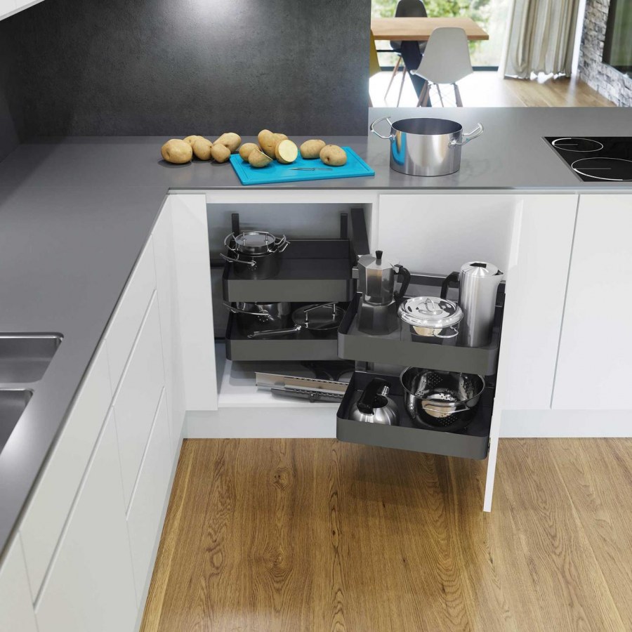 Современная кухня с антресолями