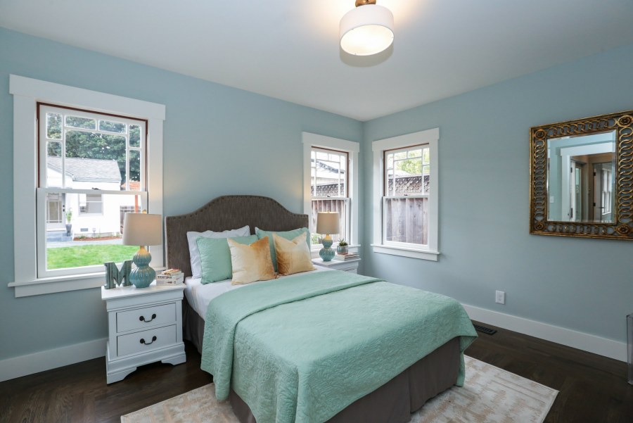 Дизайн брошюры Бенджамин Мур