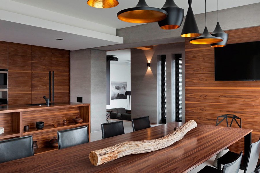 Современный интерьер с элементами дерева