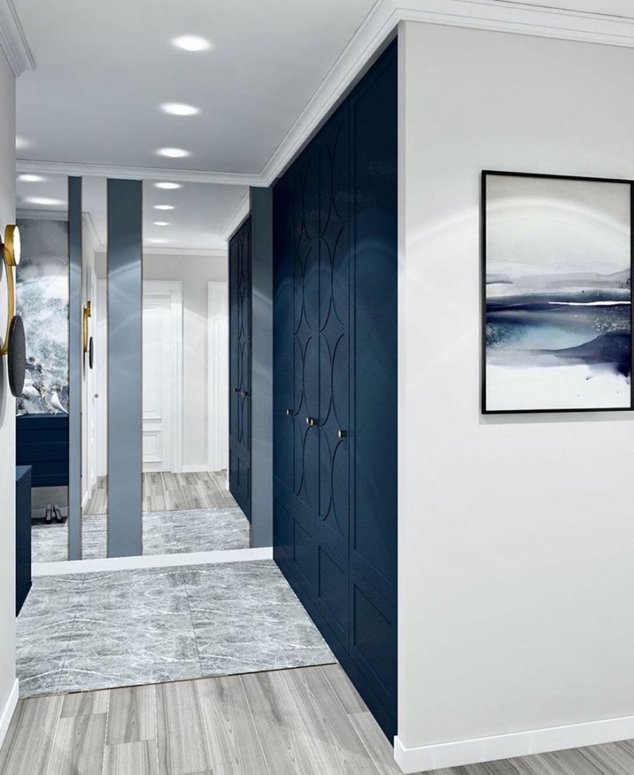 Темно синяя прихожая