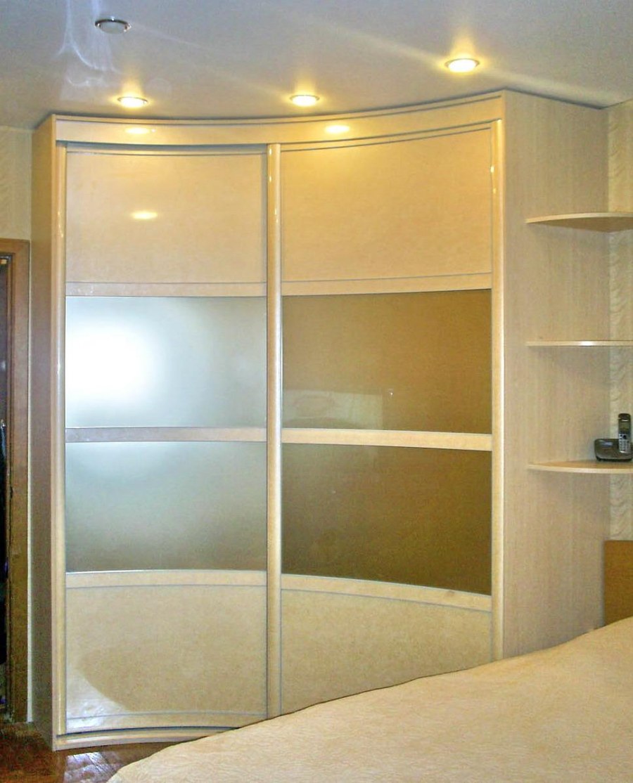 Шкафы с радиусными полками сбоку