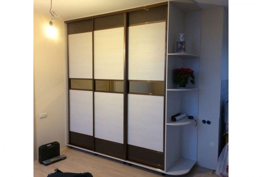 Раздвижной шкаф