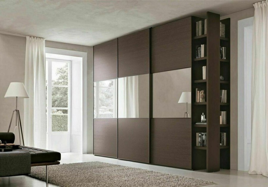 Оригинальные шкафы купе в гостиную