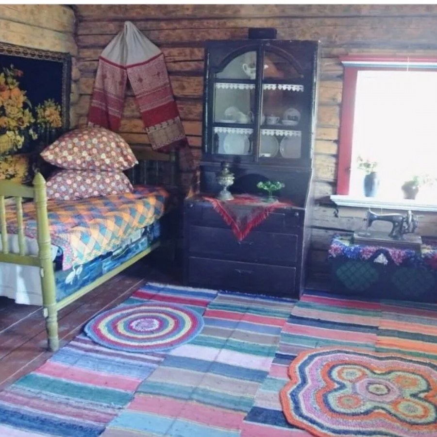 Комната бабушки в деревне