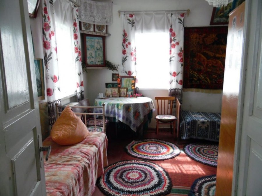 Бабушкин деревенский дом внутри