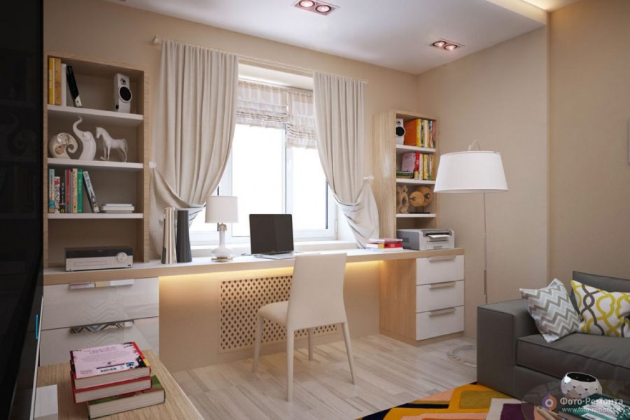Рабочая зона у окна для подростка