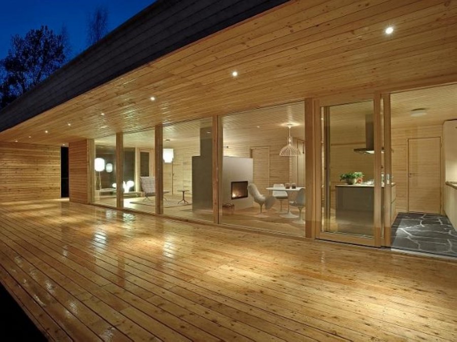 Дом из лиственницы современный