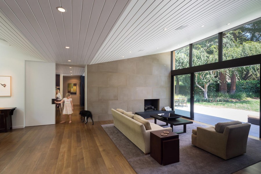 Отделка стен декоративным камнем