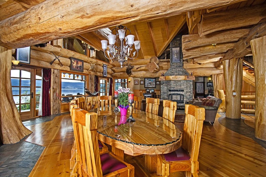 Бревенчатый дом пайонир